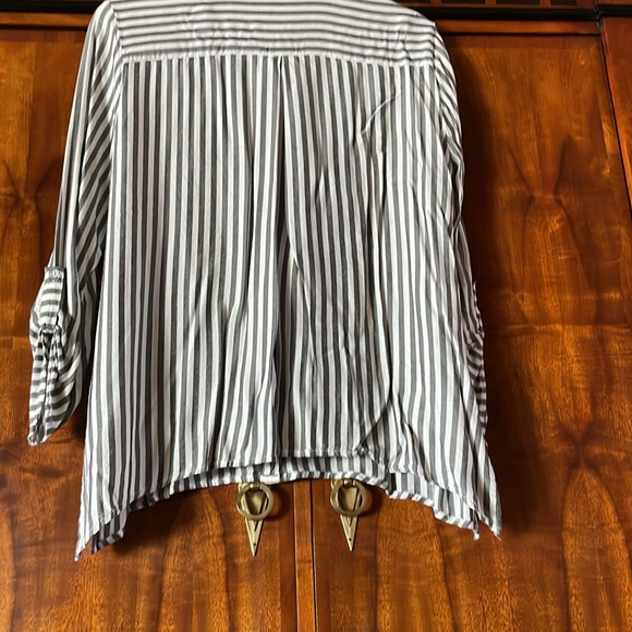 Ruby Rd. Long sleeve button down shirt, Size XL, Black and white stripe - Picture 11 of 12